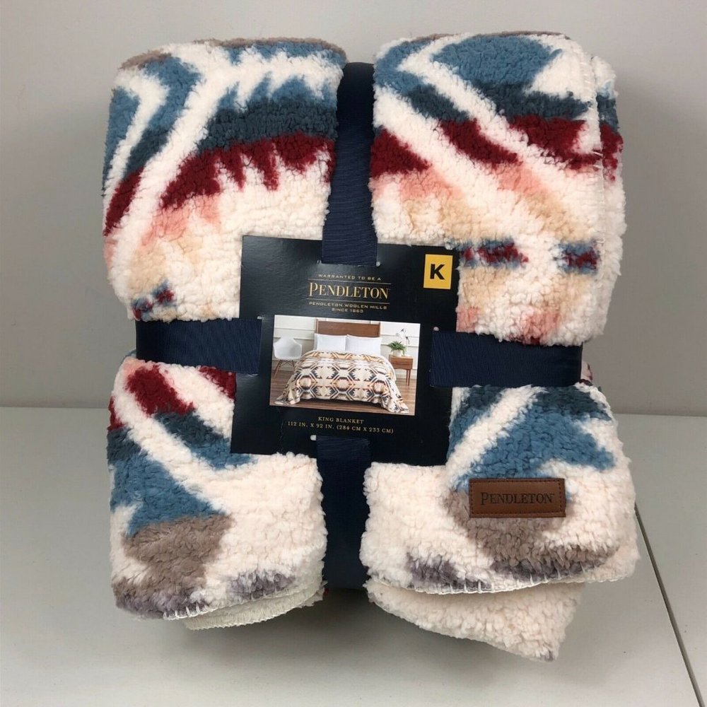 Pendleton Sherpa Fleece Blanket King White S Multi New 112 X 92 Inches New - Picture 1 of 11